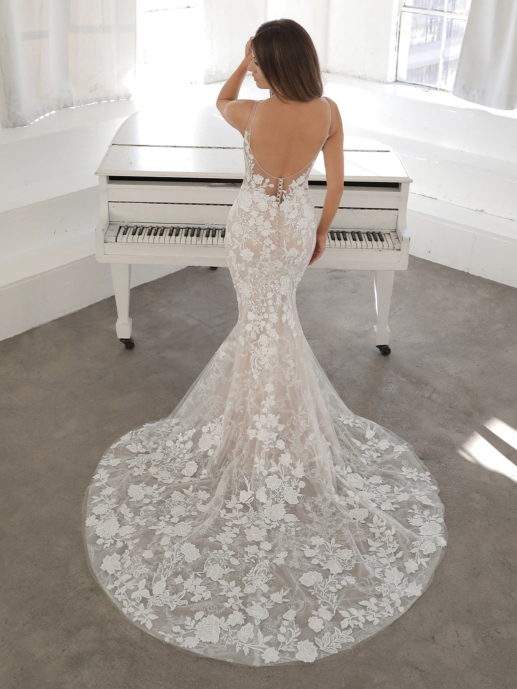 Enzoani 'NEFERTITI' UK Size 10