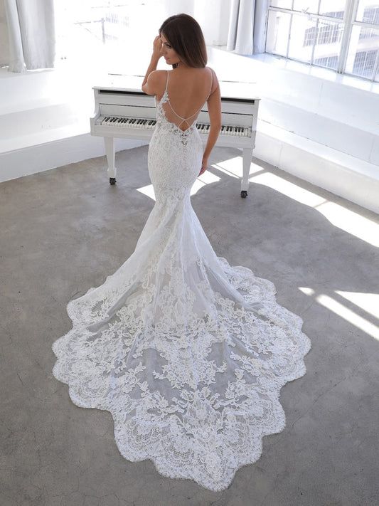 Enzoani 'NINI' UK Size 16